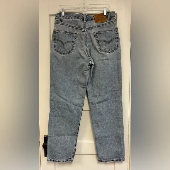 Levis 550 Relaxed Fit Jeans Mens 34x32 Blue Denim Distressed - Picture 5 of 9